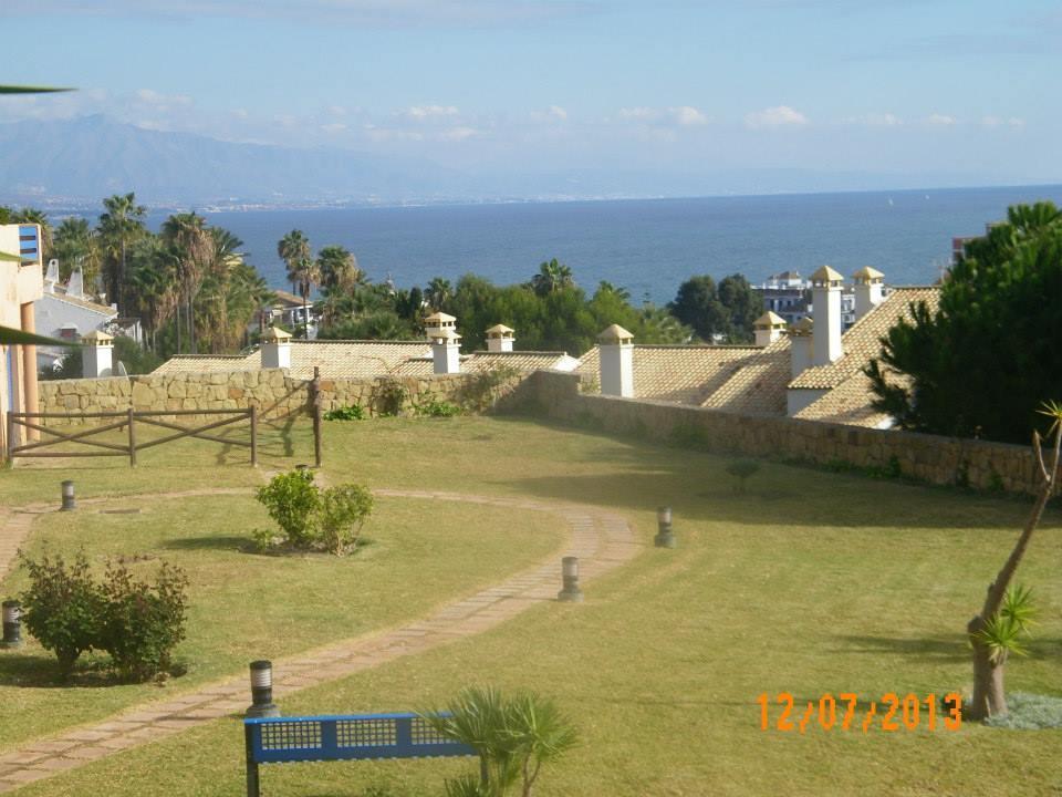 Duquesa Suite And Golf With A Spectacular Sea View Манилва Экстерьер фото