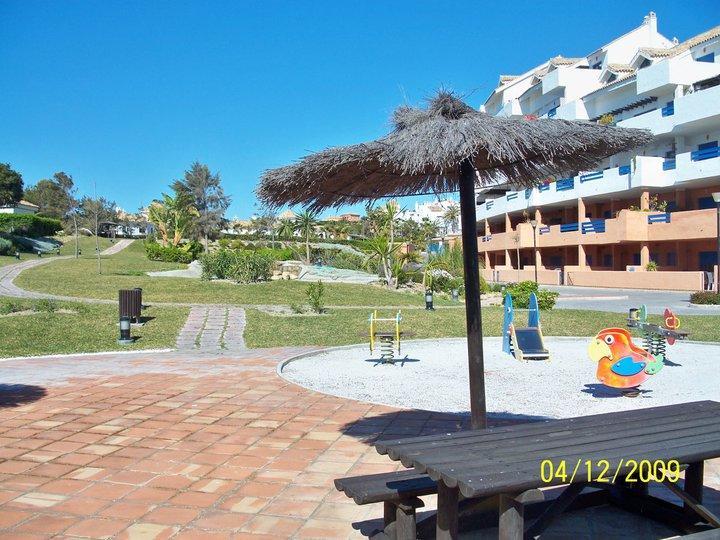 Duquesa Suite And Golf With A Spectacular Sea View Манилва Экстерьер фото