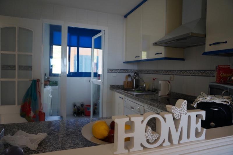 Duquesa Suite And Golf With A Spectacular Sea View Манилва Экстерьер фото