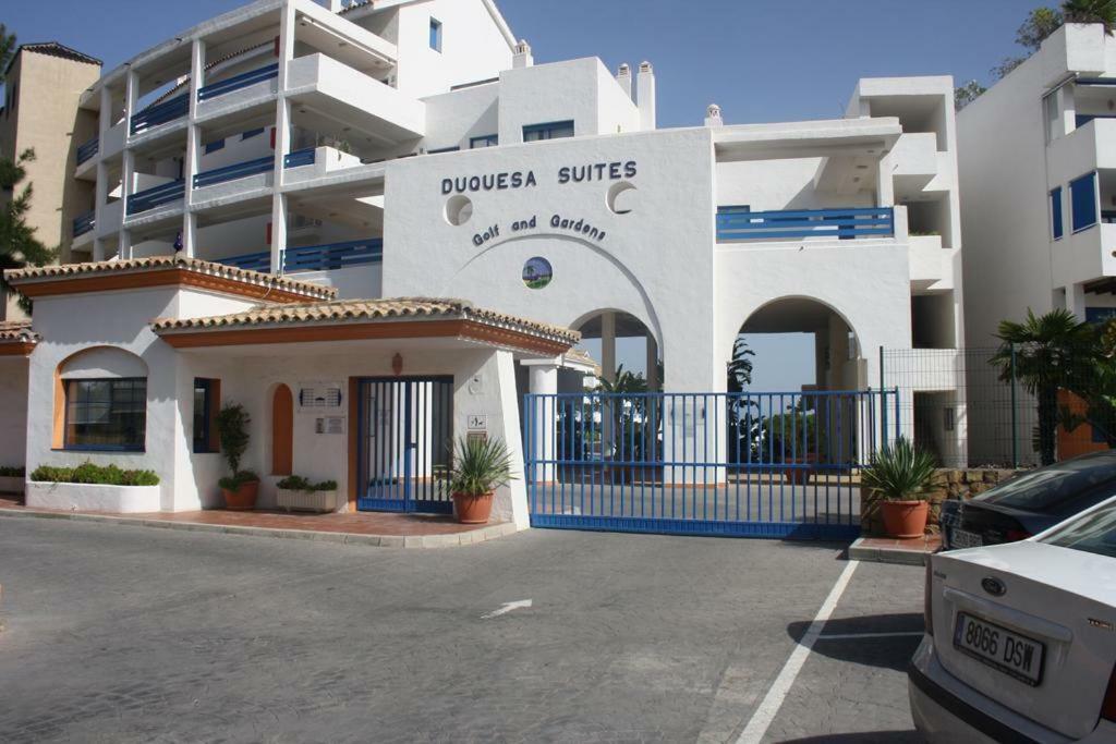 Duquesa Suite And Golf With A Spectacular Sea View Манилва Экстерьер фото