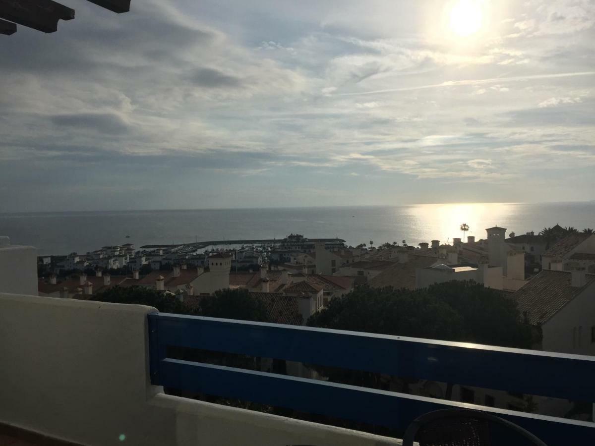 Duquesa Suite And Golf With A Spectacular Sea View Манилва Экстерьер фото